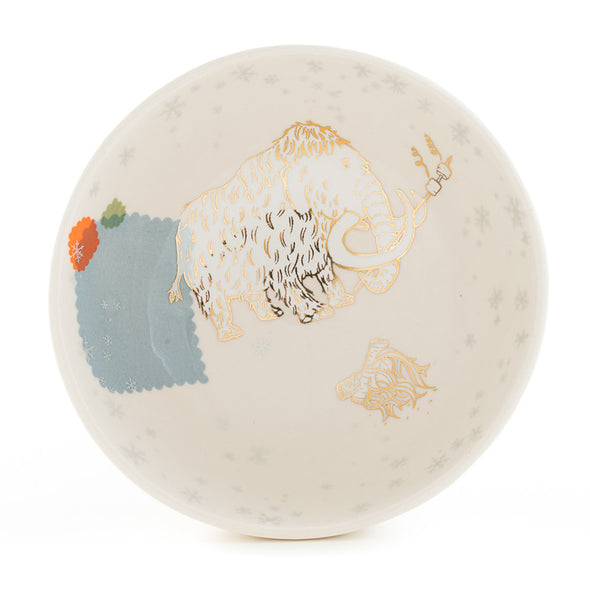 Wooly Mammoth in Snow  Bowl (b-993)
