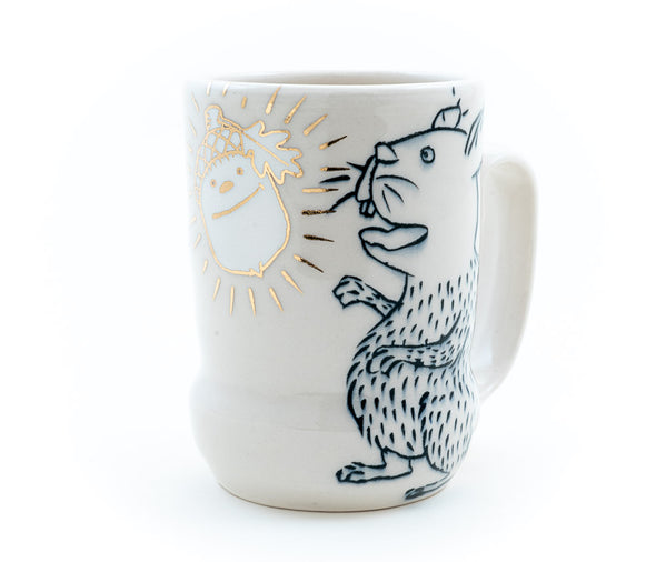 Squirrel and Heroic Acorn Cup  (c-3028)  12 fl oz